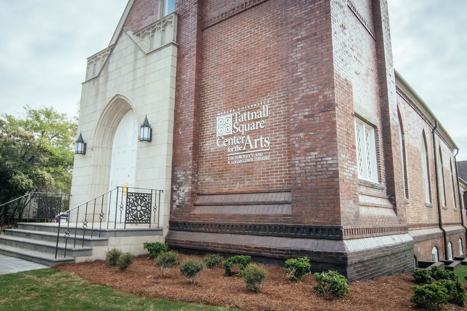 Exterior of the Tattnall Square Center for the Arts